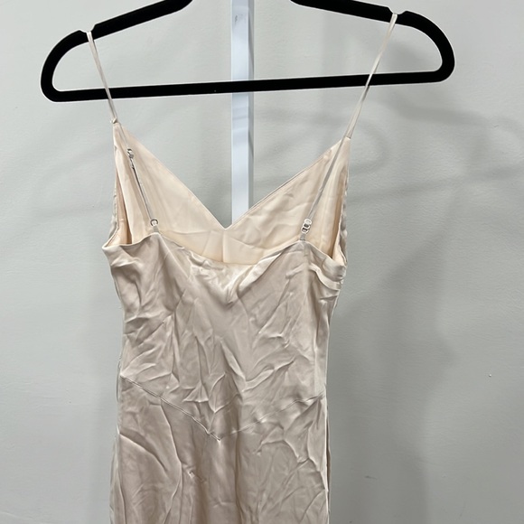 L’agence Serita Silk Gown Champagne maxi - Picture 8 of 11